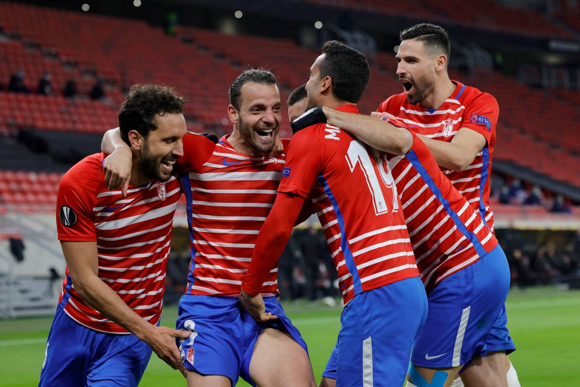 格拉纳达遭遇失利，球队需要紧急调整