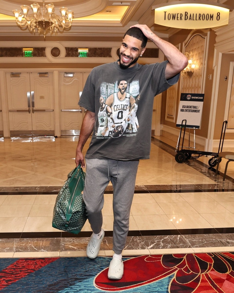 热火血洗美国男篮,塔图姆送出助攻的简单介绍 热火血洗美国男篮,塔图姆送出助攻的简单介绍