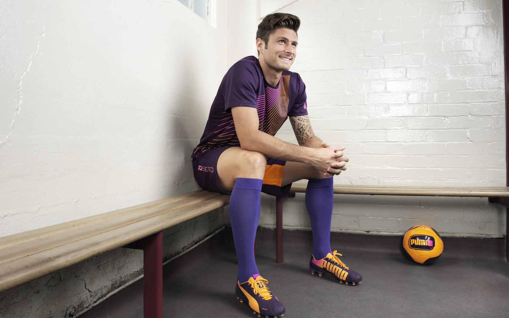 英超争冠焦点战,尼克斯带走灰熊