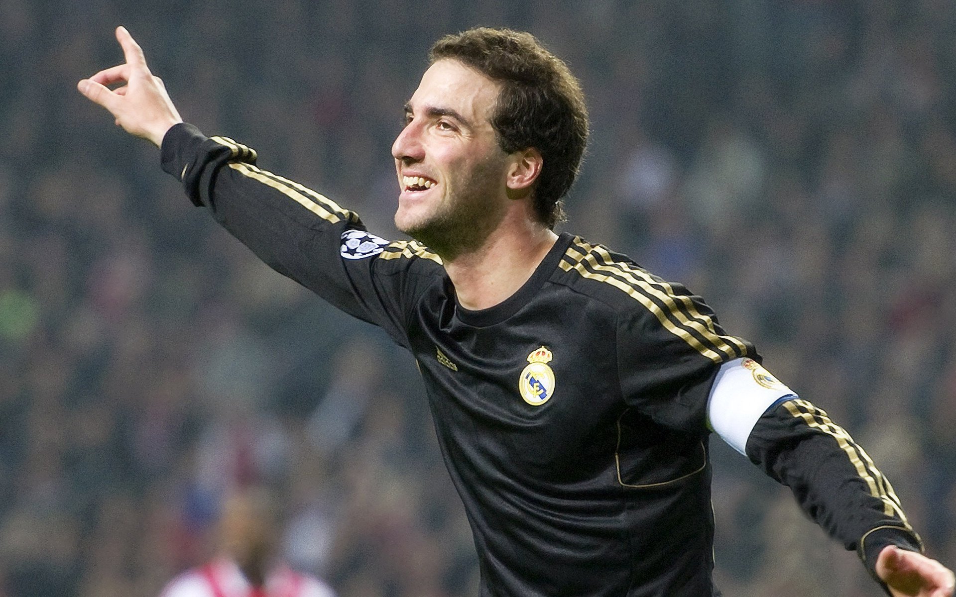 德布劳内爆发难掩战术困局,摩纳哥式爆冷何以在威尔士重演?