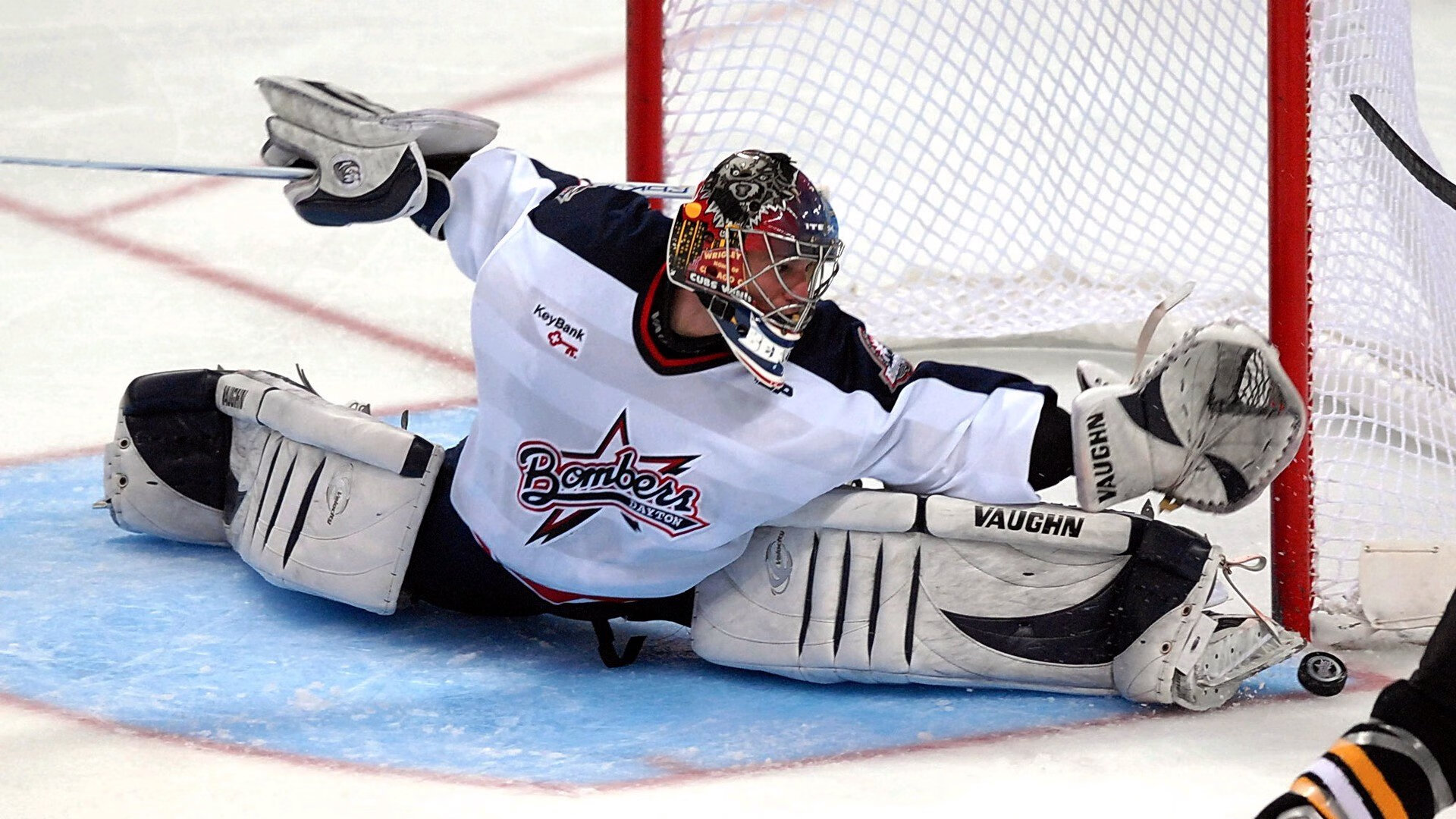 开云官网-世界排名争夺战之夜，门迪打出统治级数据，重新定义门将价值