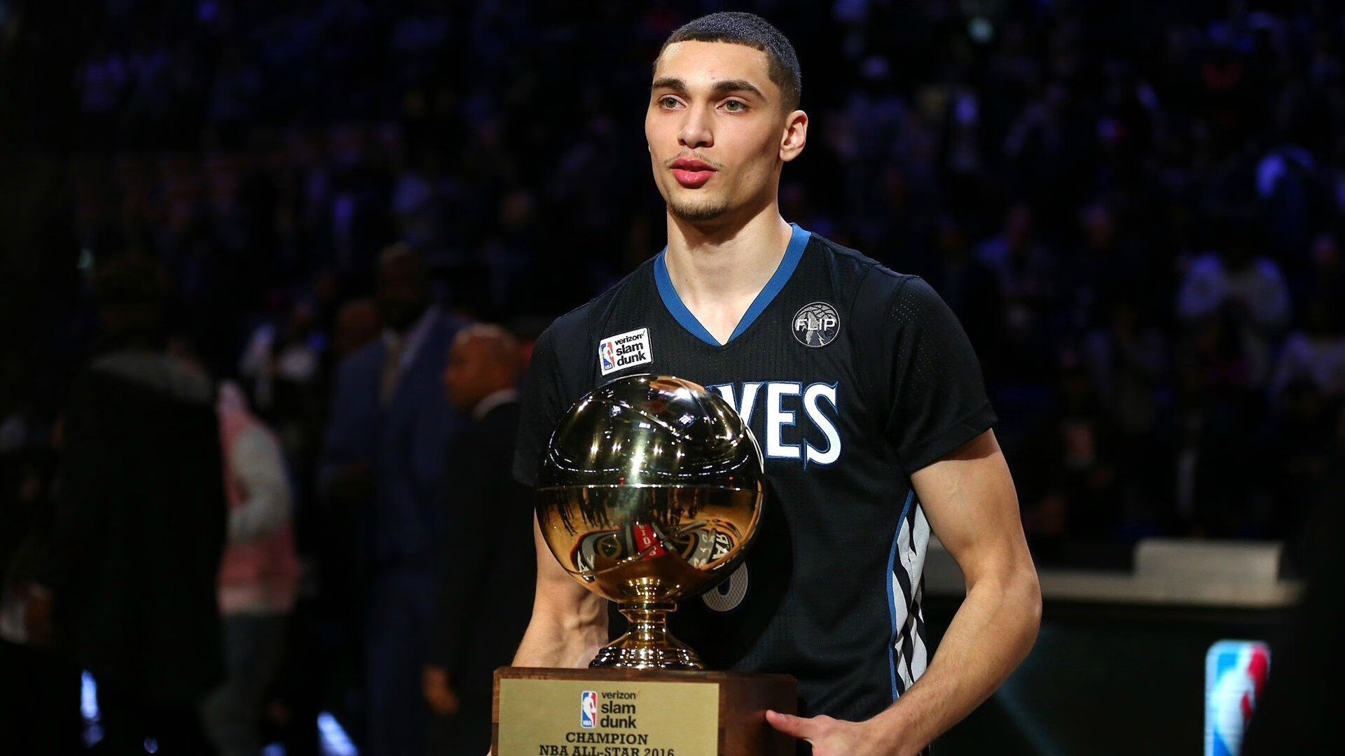 杜兰特用实力证明自己，步行者冲垮雷霆，一场关于信念与团队的胜利叙事