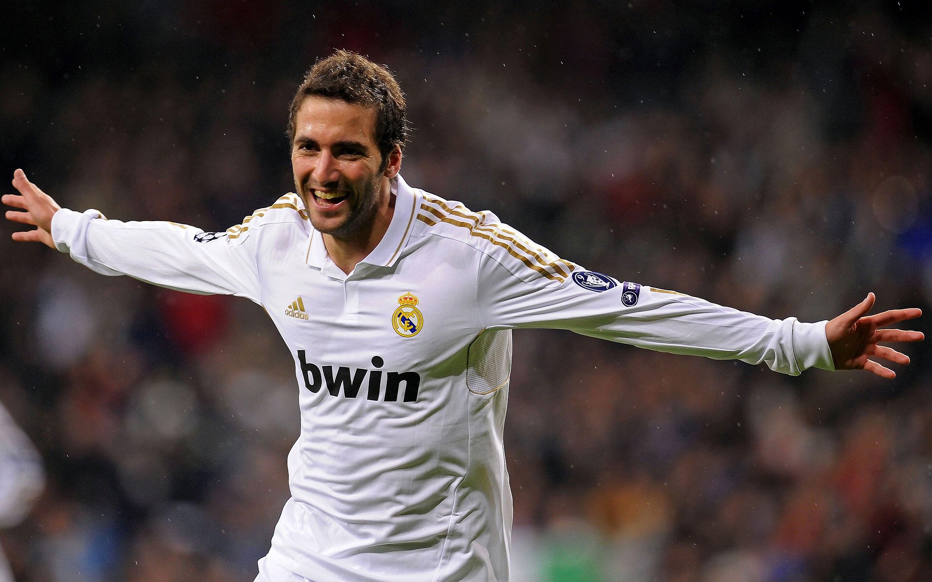 沙漠绿洲横扫钟表匠，阿联酋中场铁幕如何颠覆世界杯H组秩序？